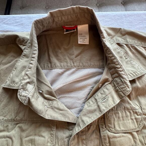 2 North Face Men’s Large Button Up‎ Short Sleeve Shirts Fishing Outdoors Hike - Picture 14 of 16